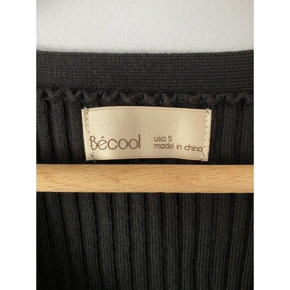 Be Cool Womens Size Small Black Ribbed Cardigan V-Neck Sweater Stretchy - Picture 4 of 8